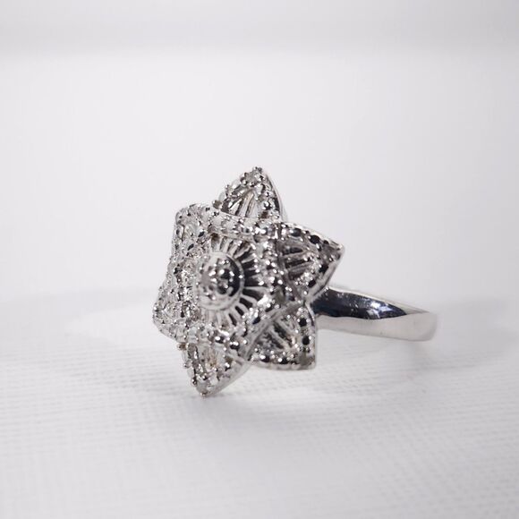 Sterling Silver Ring with Diamond Accents Size 7-3/4 - Picture 4 of 8